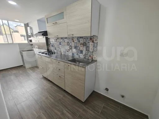 Apartamento En Arriendo Milan Vallejuelos 472-7231