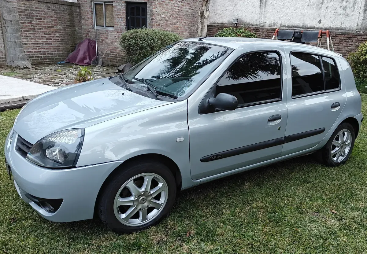 Renault Clio 1.6 Infinit