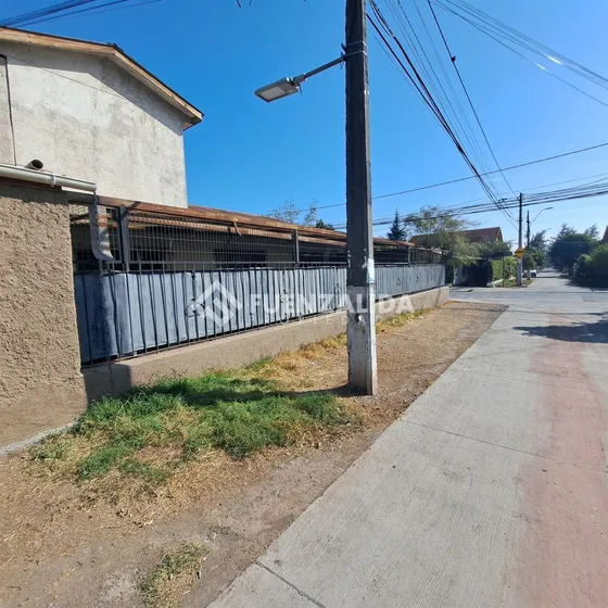 Oportunidad!!! Casa En Venta De 6 Dorm. En La Cisterna