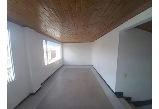 Casa En Venta, Sector Restrepo, Excelente Ubicacion