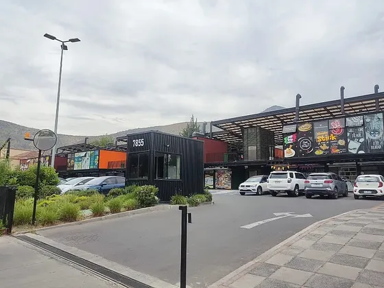 Se Vende Local Comercial En Strip Center Mag Huechuraba