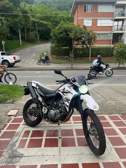 Xt 660 R