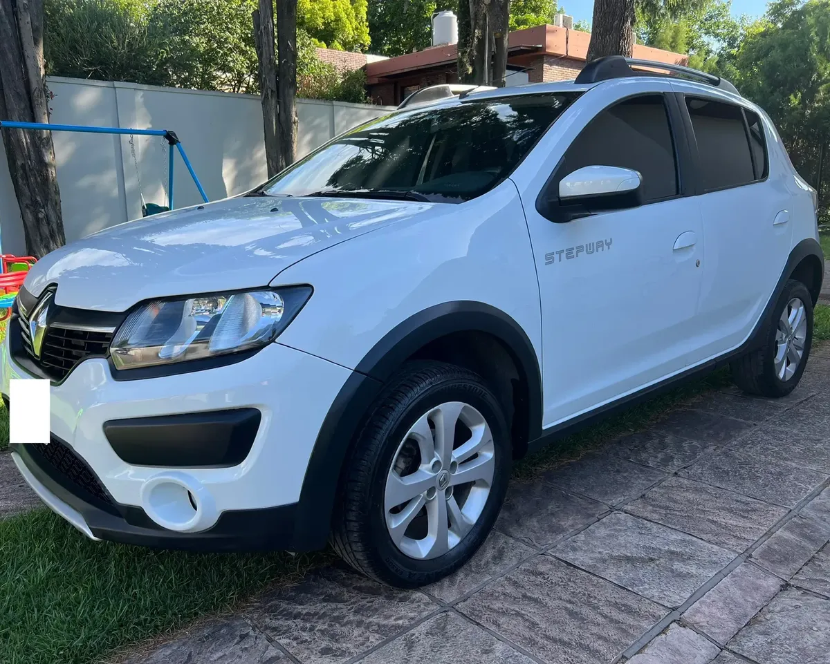 Renault Sandero Stepway 1.6 Dynamique 105 cv
