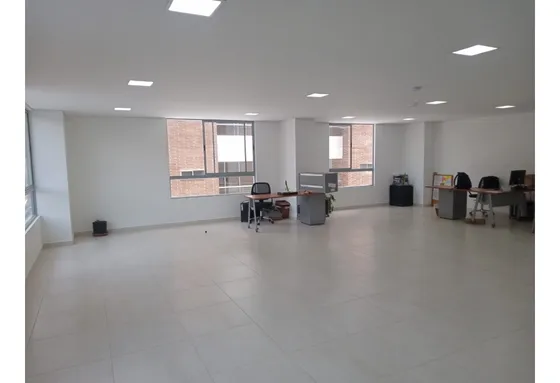 Oficina En Renta En Envigado , Sector El Portal
