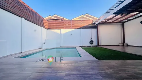 Casa En Condominio, Excelente Estado, Piscina (68443)