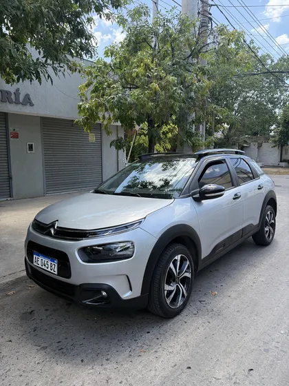 Citroën C4 Cactus 1.6 Thp 165 At6 Shine