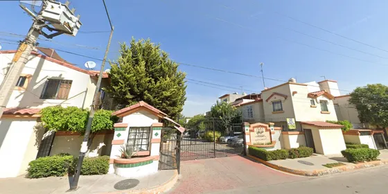 Casa En Remate Bancario En Tecámac Cl*/ 2