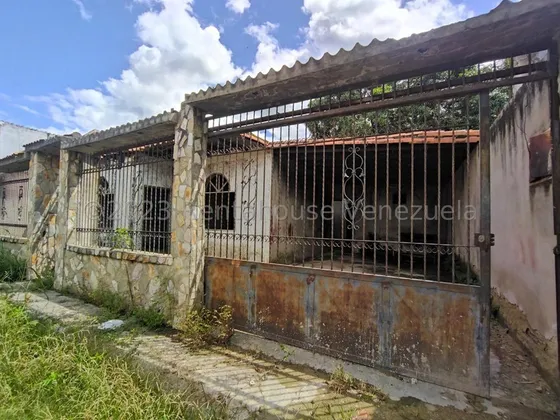 25-14140 Casa En Venta, Parque Residencial La Floresta, Turmero Mord
