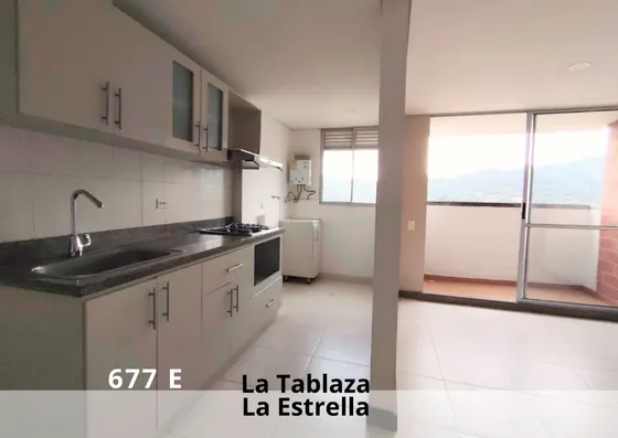 Vendo Apartamento En Tablaza, La Estrella  Oportunidad Única Con Garaje Y Cuarto Útil