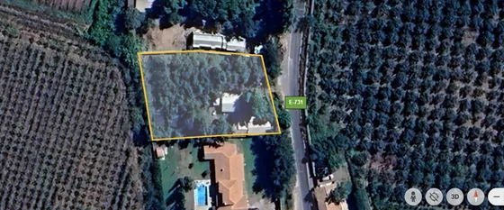 En Venta Parcela Con 2 Casas Urbanizadas Y Árboles Frutales