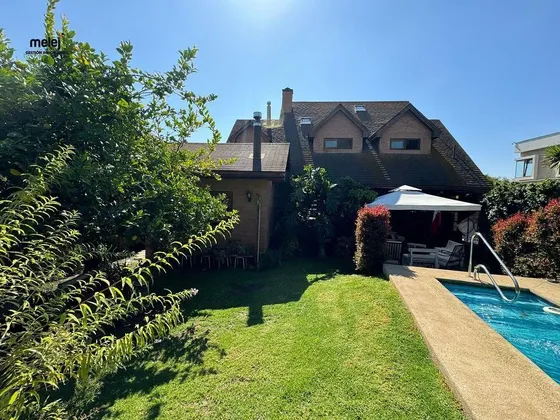Venta Casa En Concón, Excelente Ubicación