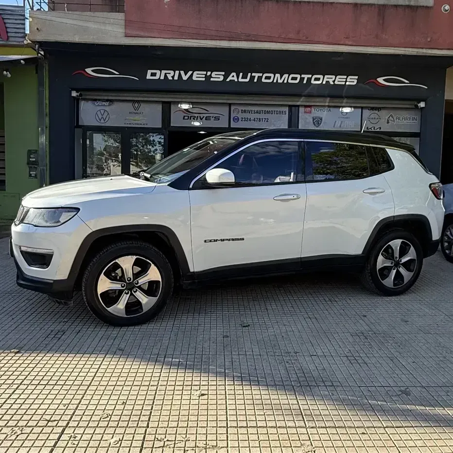 Jeep Compass 2.4 Longitude Plus 4X4
