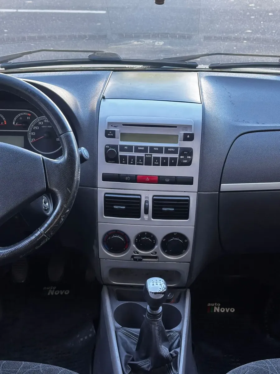 Miniatura 10