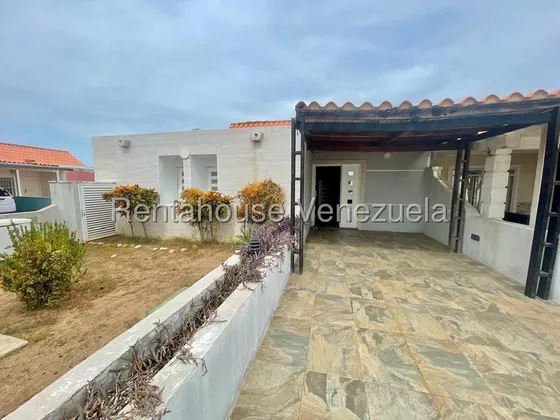 Venta De Casa Ubicada En La Puerta Maraven 