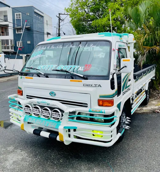 Daihatsu Delta Americano