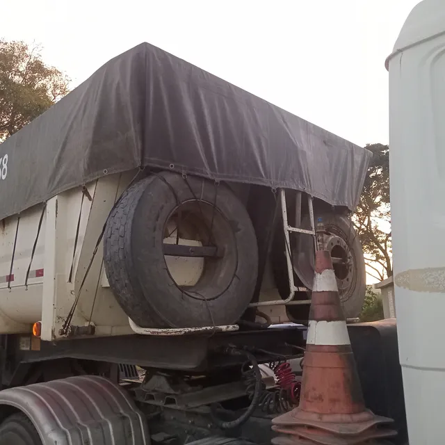 Carreta Caçamba Ls Serve No Cavalo Toco E No Trucado.