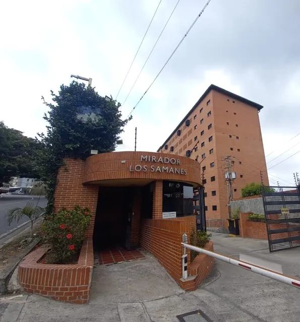 Apartamento En Venta En Obra Gris, 100mts2 Mas Terraza De 30mts2, Urb. Los Samanes 
