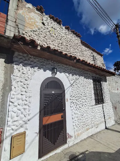 San Agustín Del Norte Amplia Casa En  Venta 