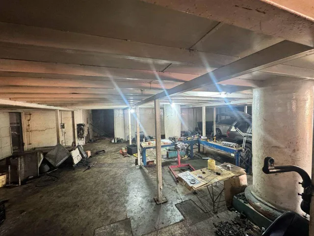 Se Vende Local Comercial Con Galpón En El Centro De Valencia Cod 279671