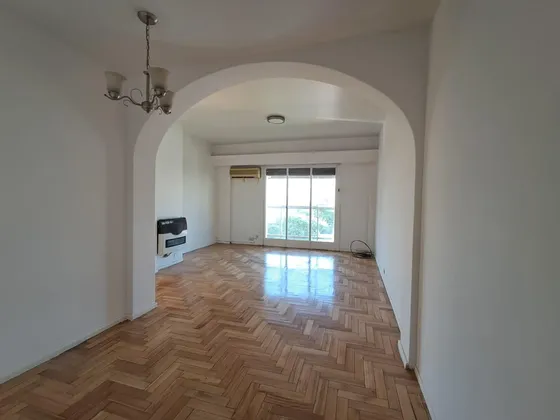 Departamento - Alquiler - Colegiales - 3 Amb C/balcon
