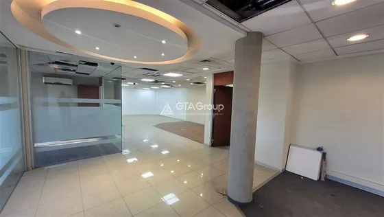 Arriendo Local 236 M2 Frente A Metro Escuela Militar