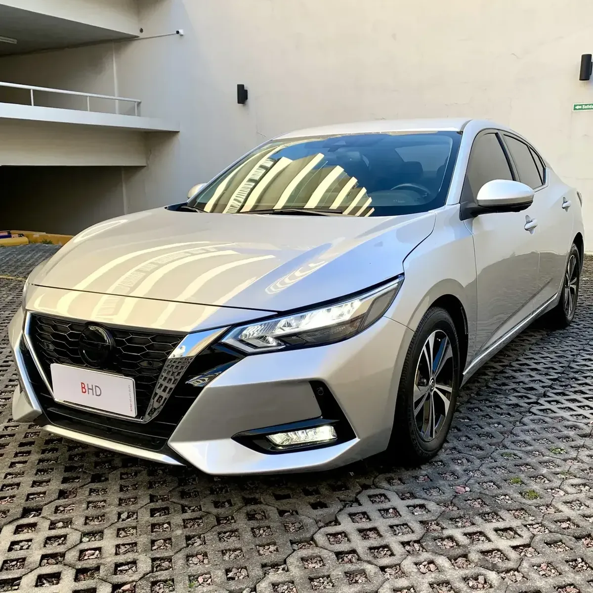 Nissan Sentra 2.0 Advance Cvt
