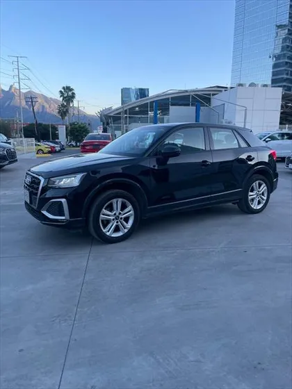 Audi Q2 1.4 Select S-tronic At