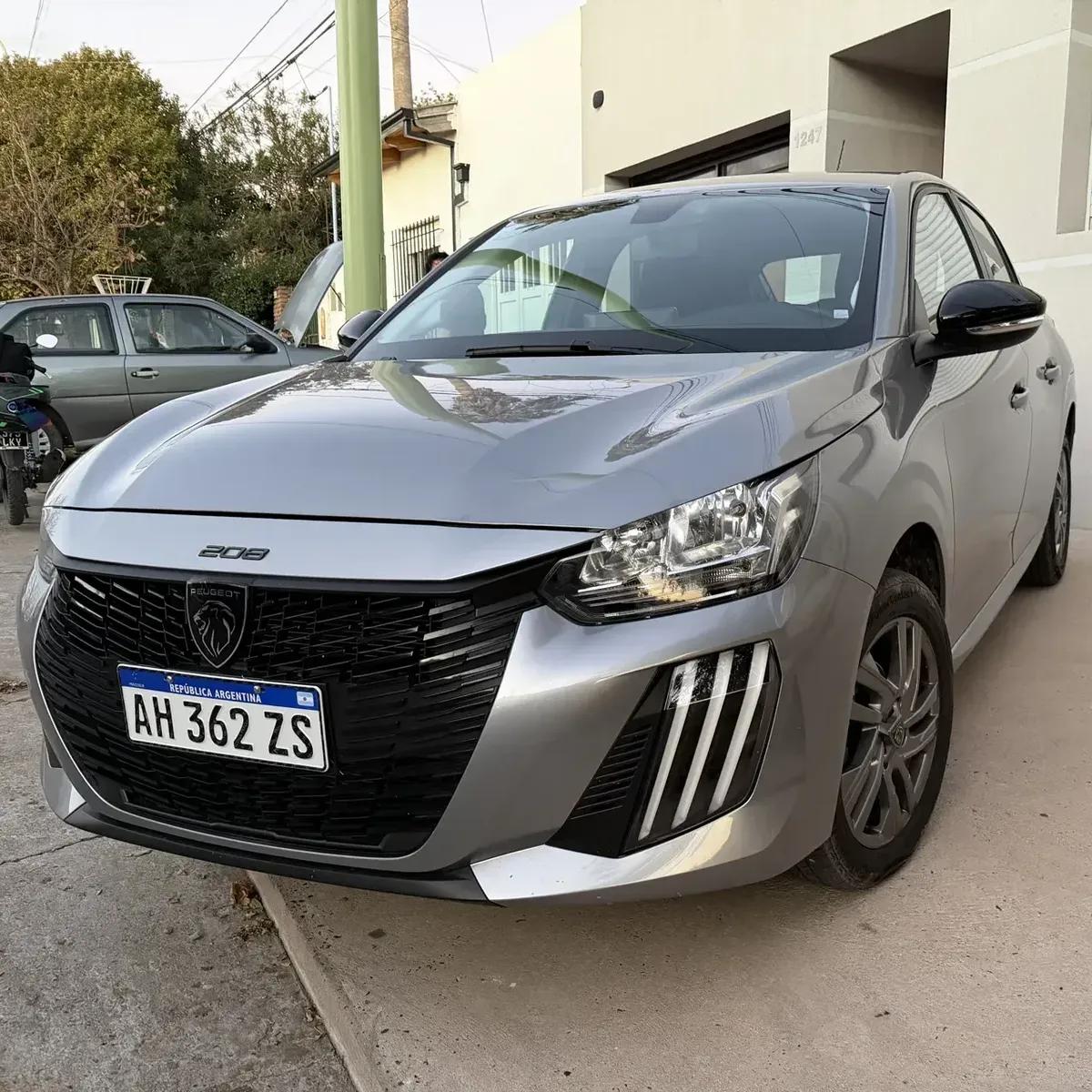 Peugeot 208 1.6 Allure
