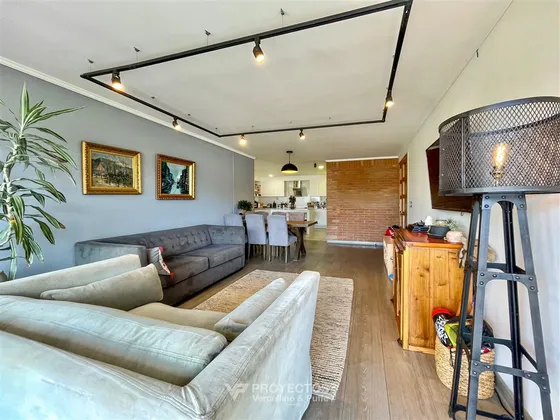 Departamento En Venta De 3 Dorm. En Lo Barnechea