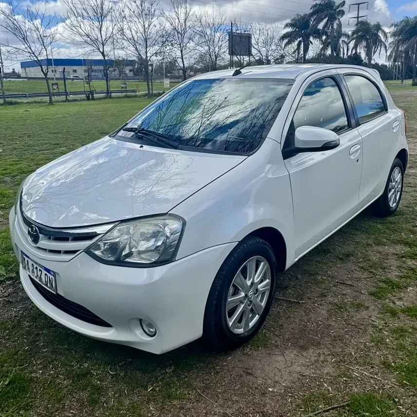 Toyota Etios 1.5 XLS