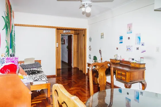 Se Vende Semipiso 2 Dor Y Cochera 9 De Julio 1800