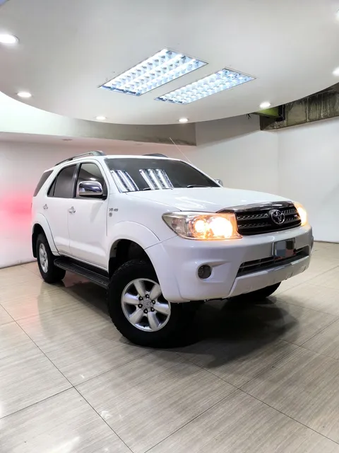 Toyota Fortuner Sr