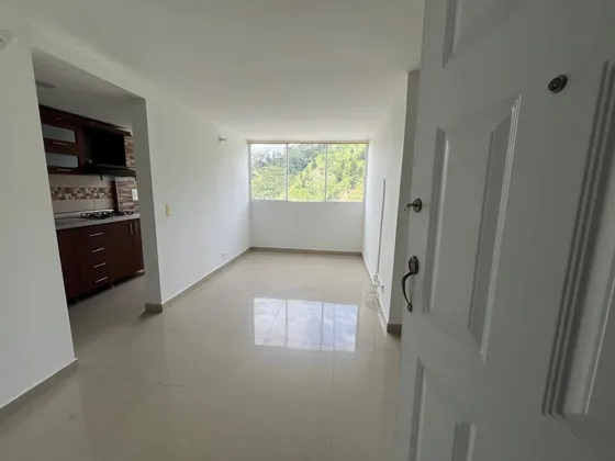 Arriendo Apartamento En Robledo