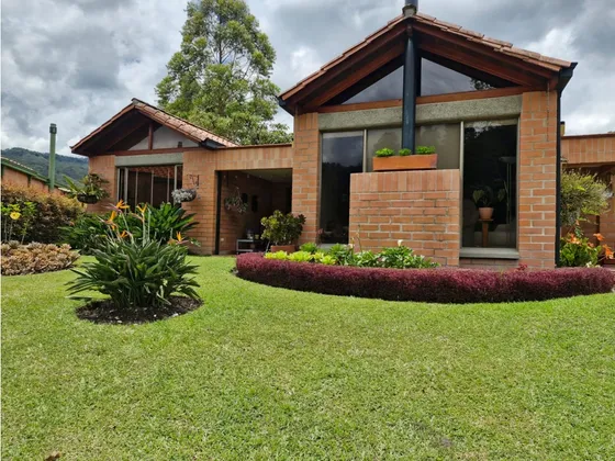 Casa Campestre En Venta, Sector Pempenao, El Retiro 