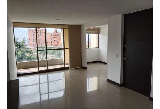 Venta De Apartamento Loma De Los Bernal 