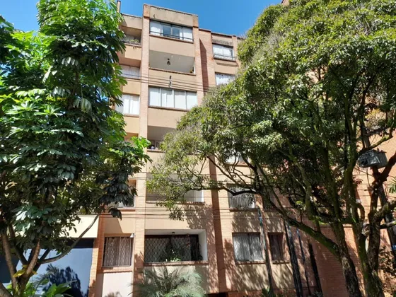 Apartamento En Venta En Laureles. Cod V12679