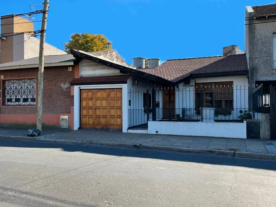 Venta Casa 3 Ambientes 3 Cuadras De Estación Castelar Norte