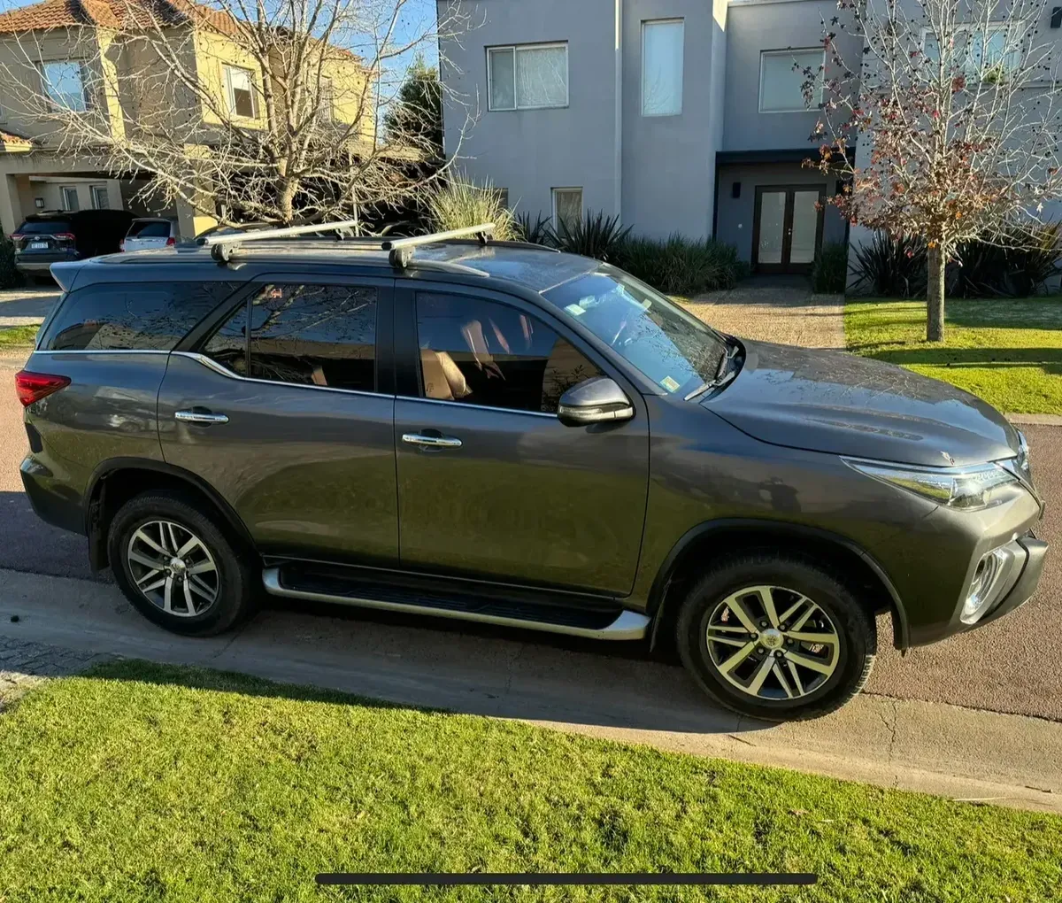 Toyota SW4 2.8 Srx 177cv 4x4 7as At