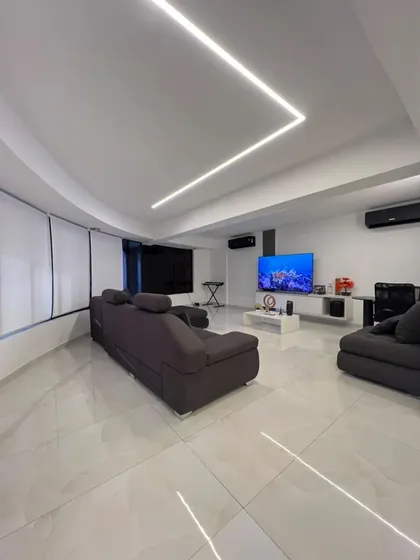 Apartamento En Venta En Lecheria, Calle Arismendi.
