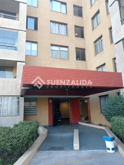 Departamento En Arriendo De 2 Dorm. En La Florida