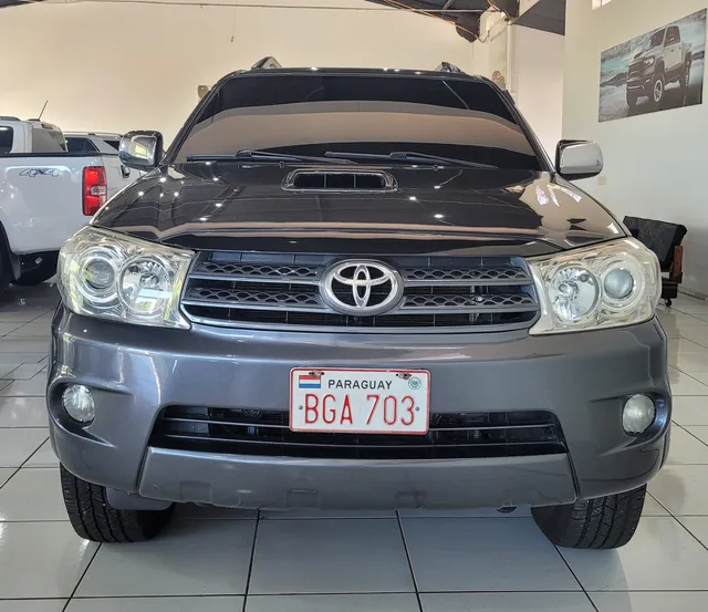 Toyota Fortuner Srv