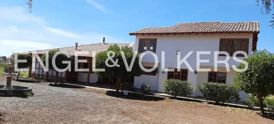 Hermosa Casa Colonial Con Terreno