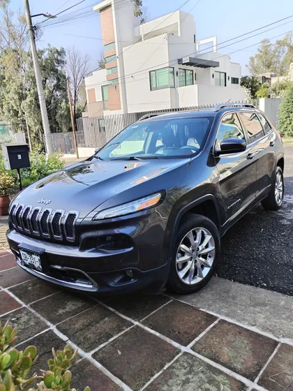 Jeep Cherokee 2.4 Limited Premium Plus Mt