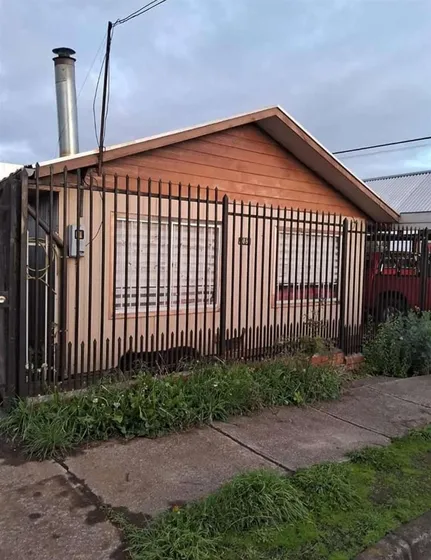 Casa En Venta De 2 Dorm. En Temuco
