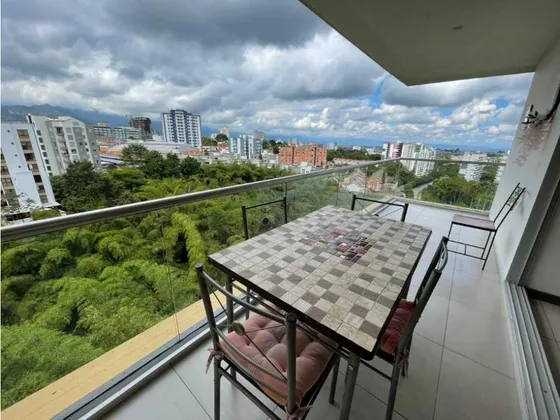 En Venta Hermoso Apartamento, Sector Laureles 