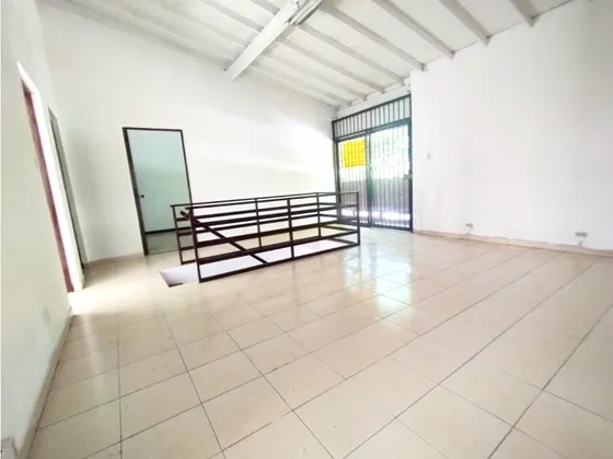 Casa En Arriendo En Laureles