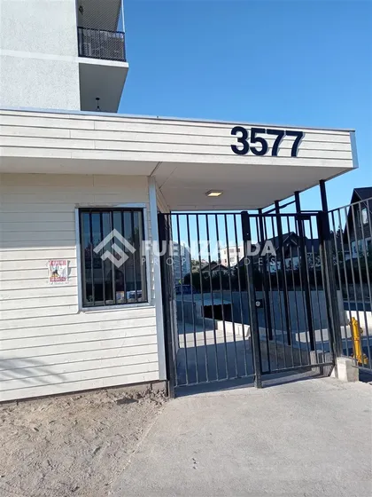 Departamento En Arriendo De 2 Dorm. En La Florida