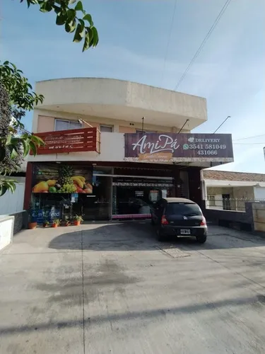 Inversores Atención! Artigas 44, 2 Locales Comerciales  2 Departamentos!!!!