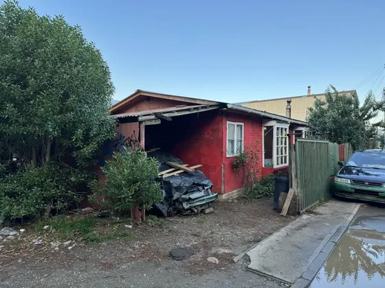 Casa/sitio En Pueblo De Cachagua