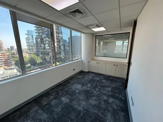 Venta De Oficina En Las Condes Id 77.967-ofi